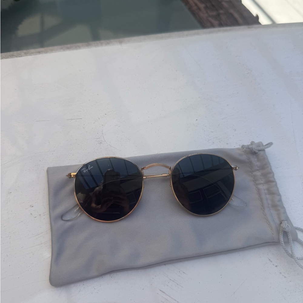Round Ray bans